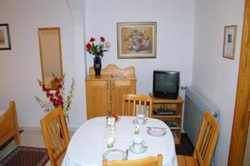 Dining room Poreč, Dining room u smještaju tipa apartment, WIFI.