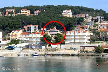 Property - Apartments 7561 Property Trogir (Trogir) - Accommodation 7561 - Apartments near sea with pebble beach.