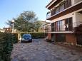 Parking lot - Apartments 7666 Parking lot Umag (Umag) - Accommodation 7666 - Apartments with sandy beach.