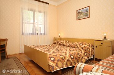 Bedroom Mošćenička Draga, Bedroom u smještaju tipa room.