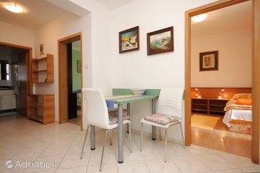 Dining room Mali Lošinj, Dining room u smještaju tipa apartment, dopusteni kucni ljubimci i WIFI.