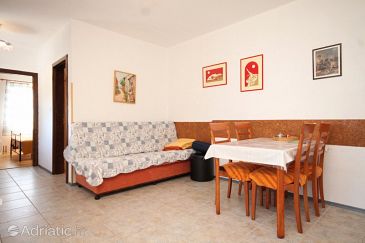Apartment A-8015-a - Apartments Nerezine (Lošinj) - 8015