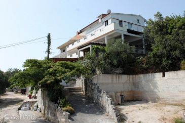 Property - Rooms 8132 Property Luka (Dugi otok) - Accommodation 8132 - Rooms near sea.