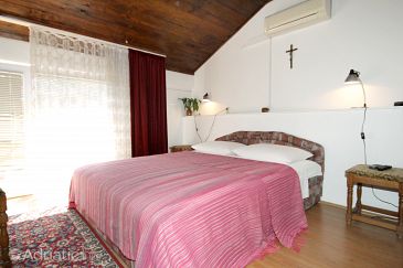 Room S-8180-f - Rooms Preko (Ugljan) - 8180