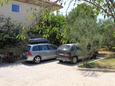 Parking lot - Apartments 829 Parking lot Ugljan (Ugljan) - Accommodation 829 - Apartments near sea with pebble beach.