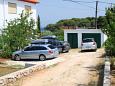 Parking lot - Apartments 830 Parking lot Ugljan (Ugljan) - Accommodation 830 - Apartments near sea with pebble beach.