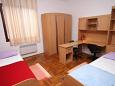 Bedroom 2 Kraj, Bedroom 2 u smještaju tipa apartment, WIFI.