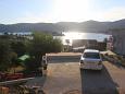 Parking lot Vis, Vis, Parking lot 8535 - Apartments blizu mora with pebble beach.