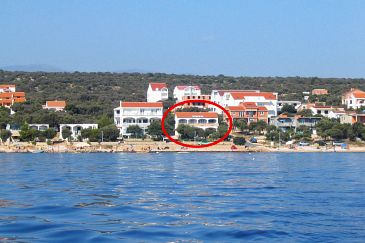 Property - Apartments 8655 Property Mandre (Pag) - Accommodation 8655 - Apartments near sea with pebble beach.