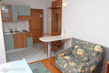 Studio flat AS-8677-d - Apartments Podstrana (Split) - 8677