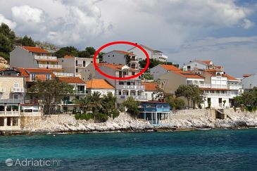 Property - Apartments 8795 Property Milna (Hvar) - Accommodation 8795 - Apartments near sea with pebble beach.