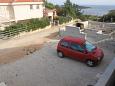 Parking lot - Apartments 8839 Parking lot Rukavac (Vis) - Accommodation 8839 - Apartments with pebble beach.