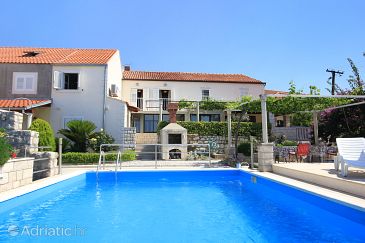Property - Apartments 9115 Property Orašac (Dubrovnik) - Accommodation 9115 - Apartments with pebble beach.
