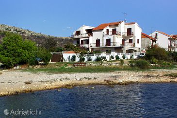 Property - Apartments 958 Property Žaborić (Šibenik) - Accommodation 958 - Apartments near sea with pebble beach.