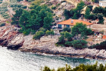Property - Apartments 9659 Property Uvala Srhov Dolac (Hvar) - Accommodation 9659 - Apartments near sea.